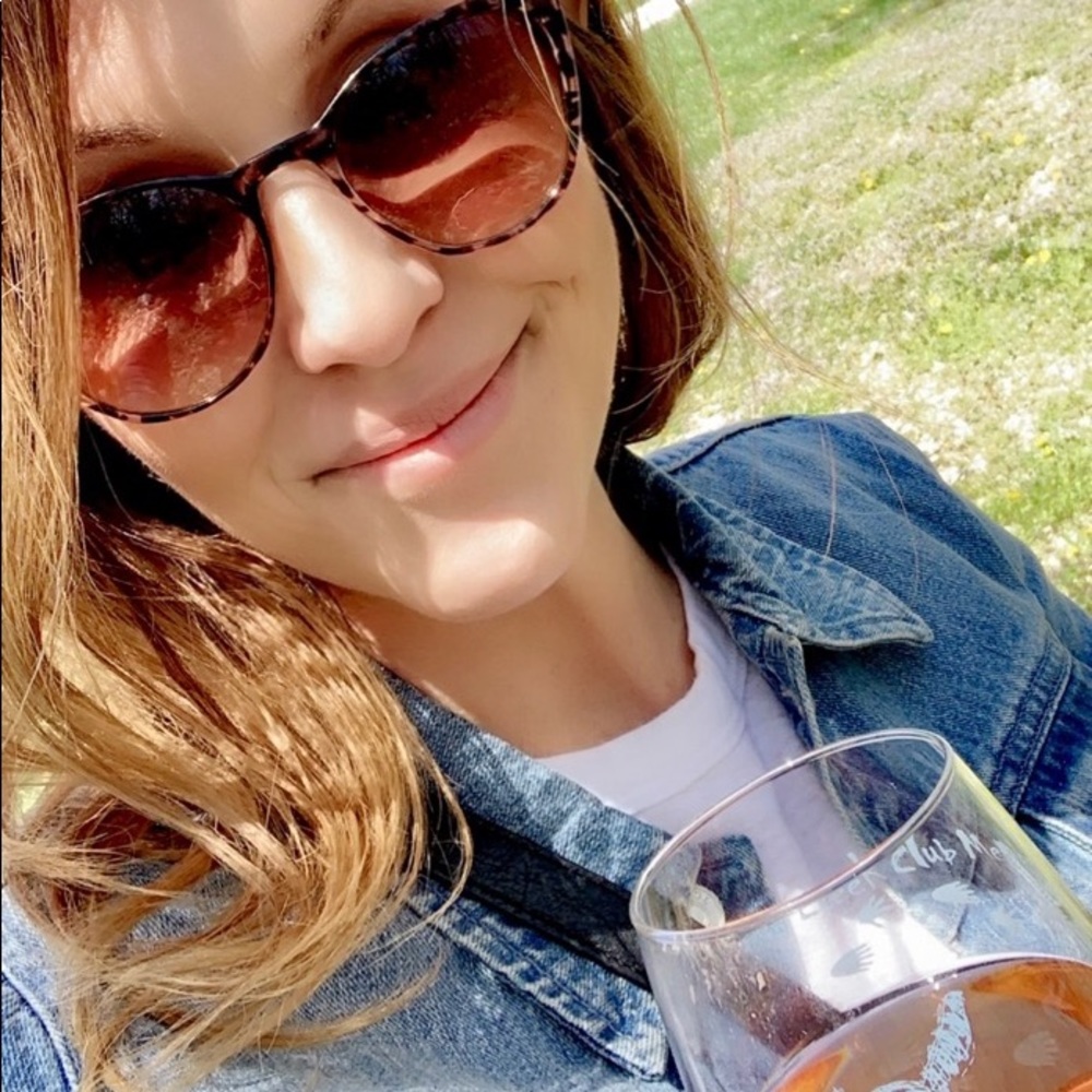 Meet your Posher, Abbey